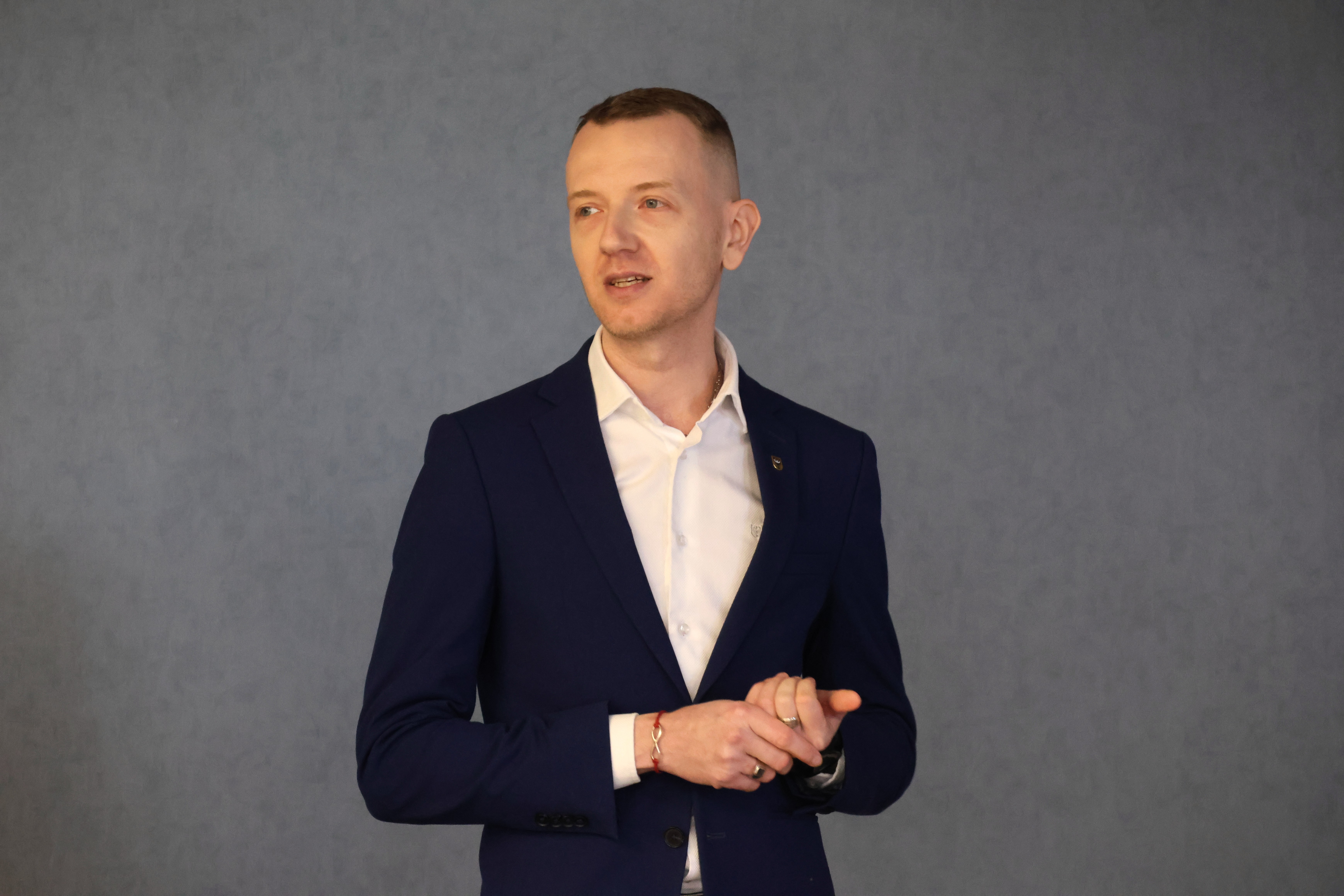 Krzysztof Hodun (Urząd Marszałkowski Województwa Dolnośląskiego) otwierający spotkanie
