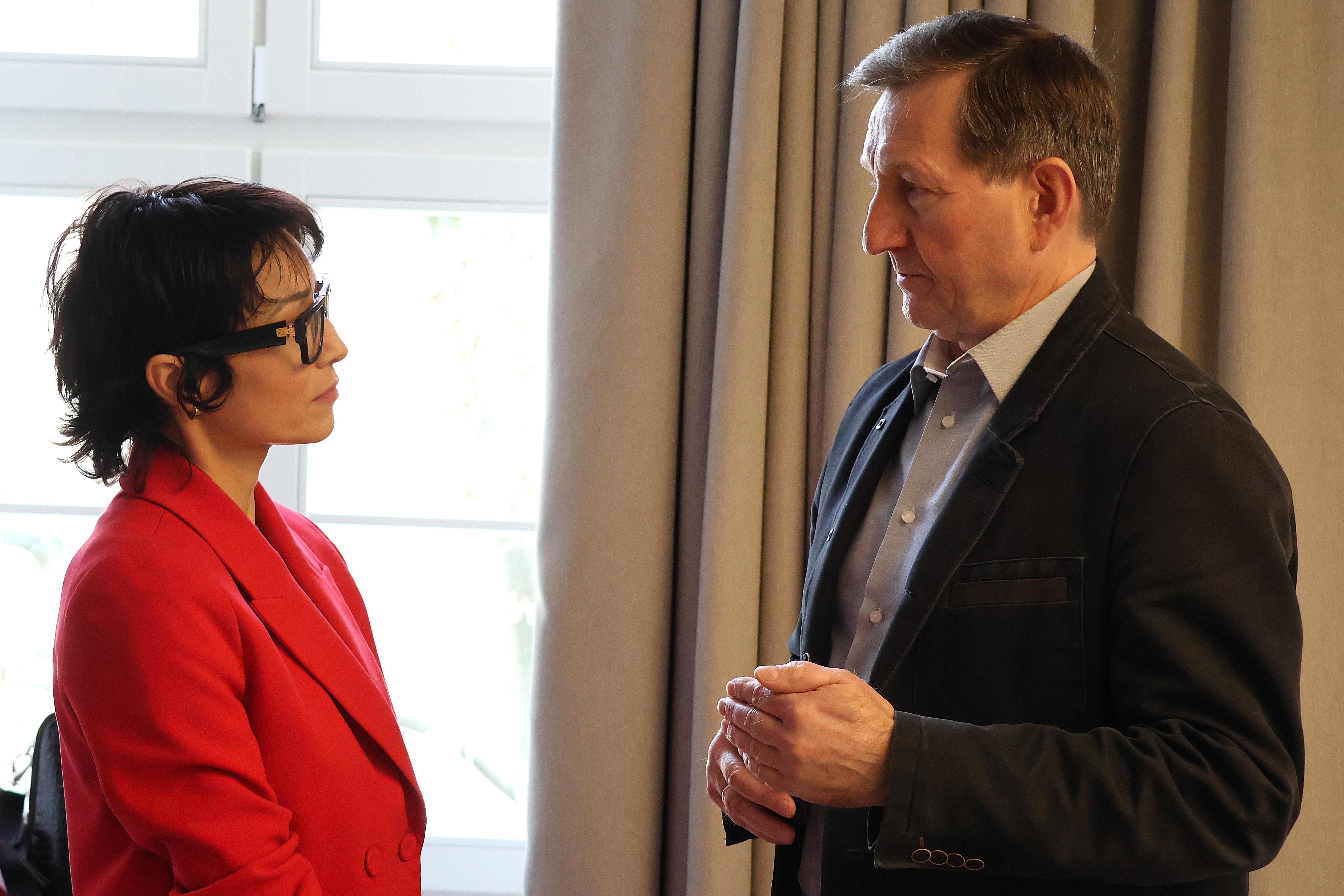 Uczestnicy spotkania Grupy Ekspertów ds. DSI 2030 podczas rozmów kuluarowych