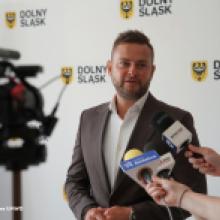 Konferencja prasowa poświęcona konkursowi „Z Dolnego Śląska w świat”
