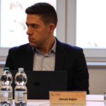 Jakub Sojka (Uniwersytet Medyczny im. Piastów Śląskich we Wrocławiu) podczas dyskusji przy stole eksperckim