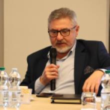 Artur Sawrycz (Urząd Miejski w Wałbrzychu) podczas wypowiedzi na spotkaniu